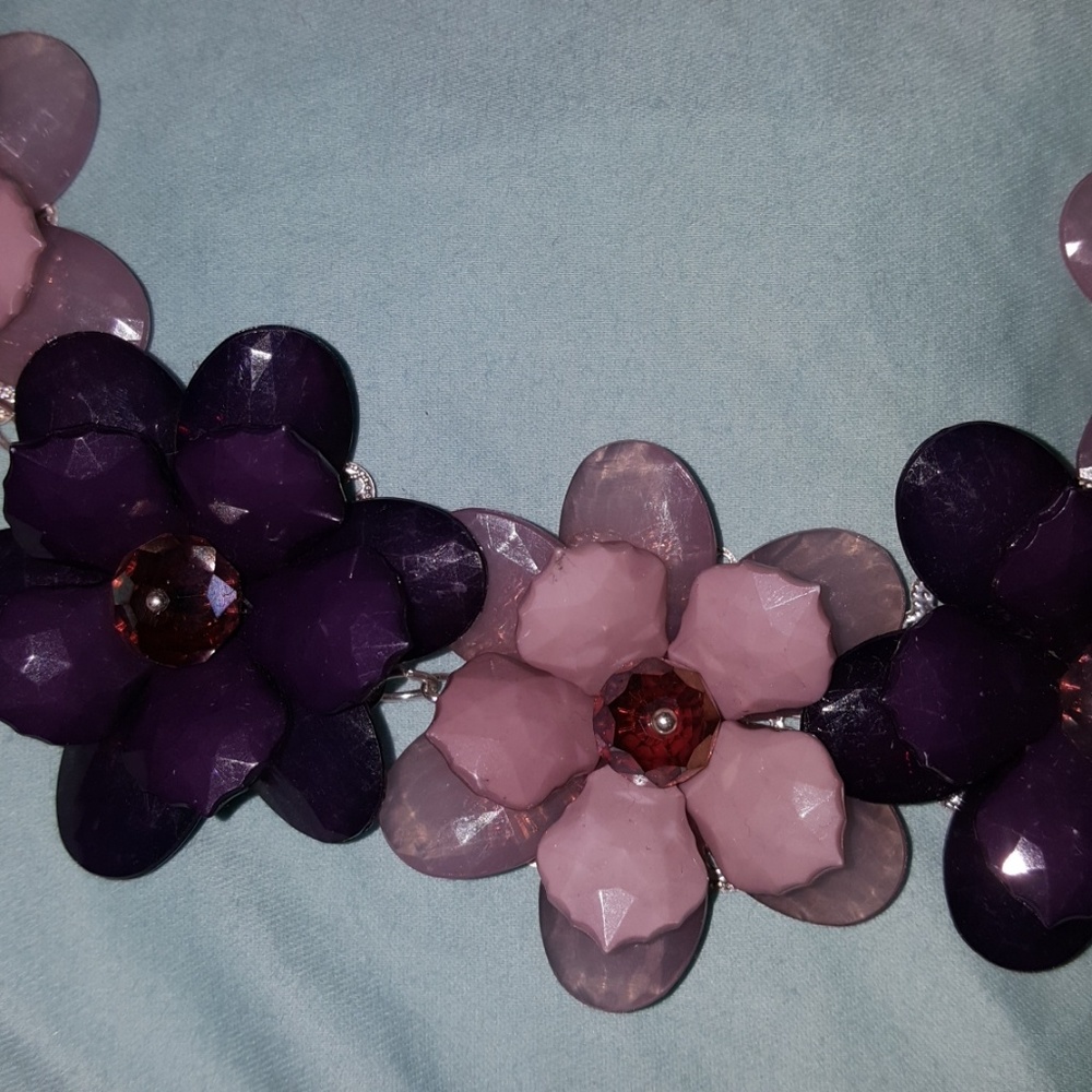 Necklaces - Picture 2 of 3